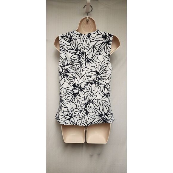 Ellen Tracy V-Neck Asymmetric Hem Multicolor White & Black Blouse Size Medium - Picture 3 of 5